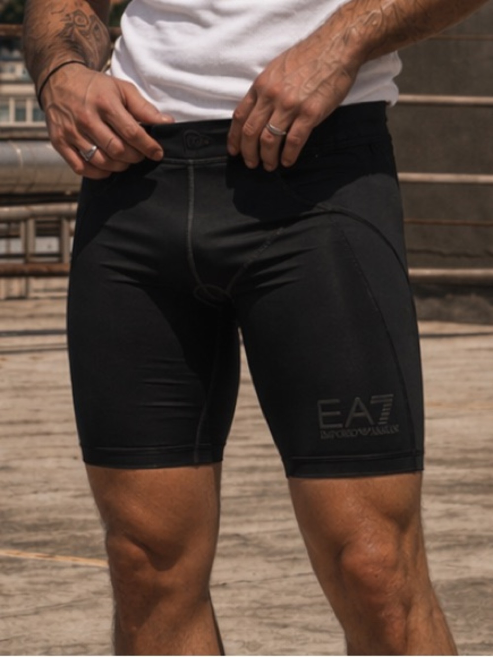 $98 *Worn once* EA7 Emporio Armani Technical Fabric Short Leggings - Size S